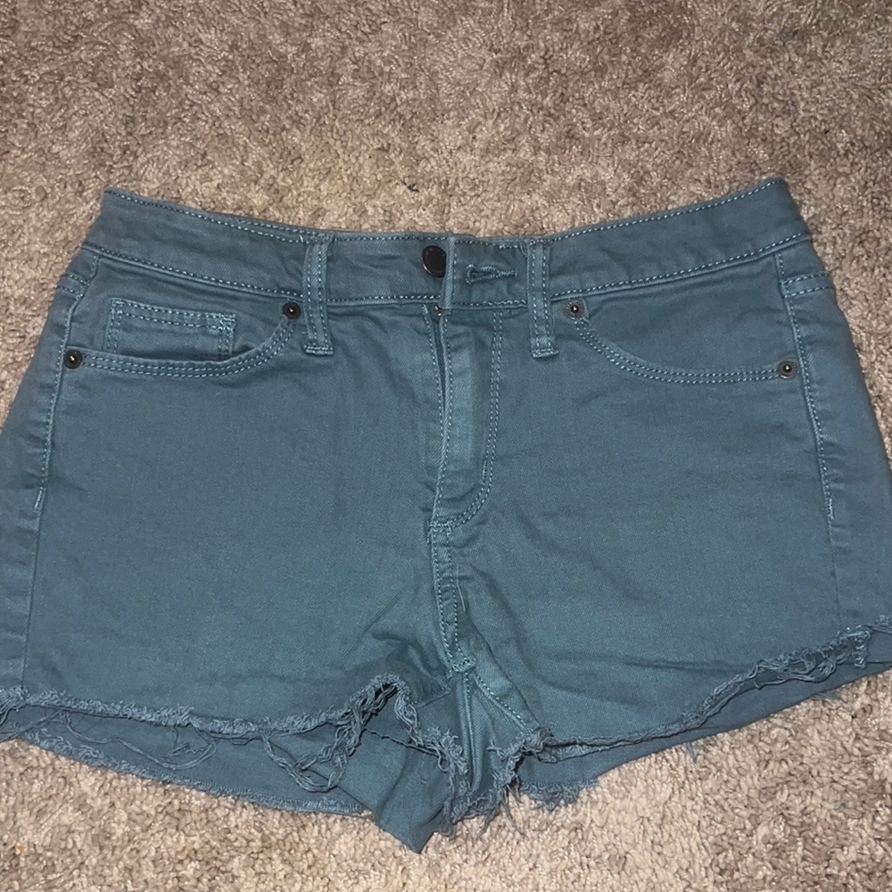 Universal thread size 2 teal shorts